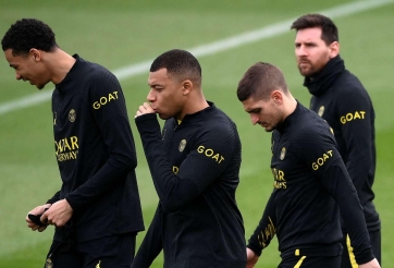 Tiền đạo số 1 Liverpool thừa nhận 'khó thở' khi chơi bóng cùng Messi