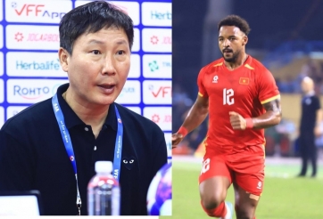 HLV Kim Sang-sik chỉ thẳng lý do Xuân Son chưa ghi bàn