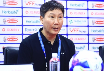 Thắng 3-0, HLV Kim Sang Sik chỉ ra điểm yếu của Việt Nam