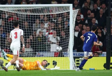 Mitoma tỏa sáng, Nhật Bản quật ngã Anh ngay tại Wembley