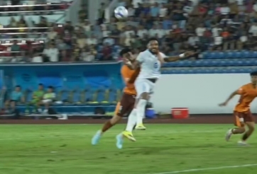 Bỏ qua lỗi với Xuân Son, trọng tài đối diện án kỷ luật