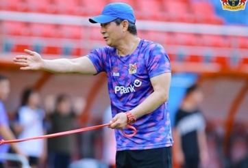 HLV Hàn Quốc: 'Thẻ đỏ là xứng đáng cho Viettel'