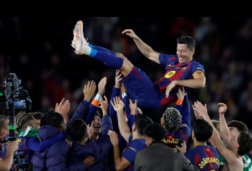 CHÍNH THỨC: Lewandowski nói lời chia tay Barca