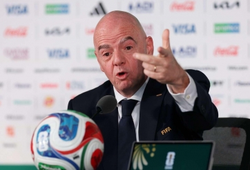 FIFA lên tiếng sau vụ trọng tài số 1 châu Phi bị chặn cửa World Cup 2026