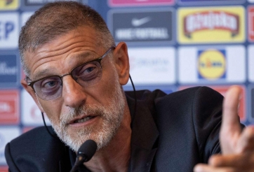 Tân HLV Croatia khẩn thiết giữ chân Luka Modric sau cú sốc World Cup