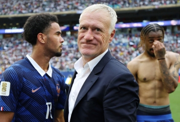 HLV Didier Deschamps nói lời xúc động khi chia tay tuyển Pháp