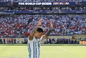 Enzo Fernandez lần đầu lên tiếng sau tấm thẻ đỏ tại World Cup