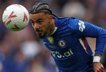 Chelsea hét giá 75 triệu Bảng, Man City chùn bước vụ nâng cấp hàng thủ