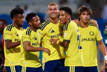 Ronaldo lập siêu kỷ lục, Al Nassr đại thắng tưng bừng