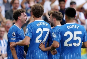 Brighton hủy diệt Aston Villa 4-0 ngày khai màn Premier League