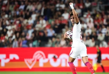 Ferran Torres lập cú đúp ngày ra mắt, PSG thoát hiểm ngoạn mục