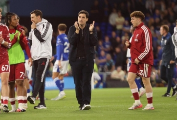 HLV Liverpool nói lời thật lòng về màn ra mắt của 'siêu bom tấn' mùa hè