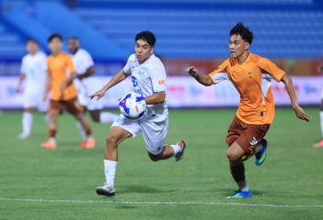 Việt kiều Canada nói lời xúc động sau màn ra mắt V.League