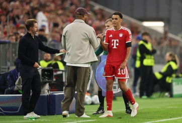 HLV Kompany: '75.000 khán giả đều vui cho Musiala'