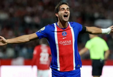 Ferran Torres lập siêu phẩm, PSG có chiến thắng đầu tiên tại Ligue 1