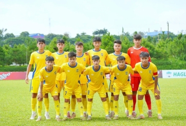 CHÍNH THỨC: Trung vệ cao gần 1m9 lên U17 Việt Nam dự World Cup
