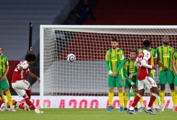 Arsenal hạ gục West Brom trong trận cầu toàn siêu phẩm