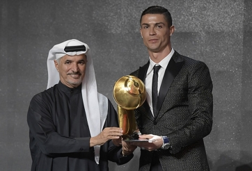 Xuất hiện bước ngoặt, Ronaldo chuẩn bị gia nhập gã khổng lồ?