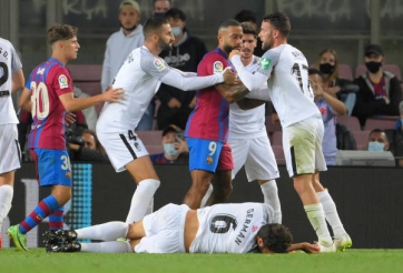 Video bàn thắng Barca 1-1 Granada: Khởi đầu chật vật, bùng nổ phút cuối