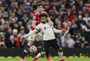 Huyền thoại Man United: 'Liverpool đá bóng với trẻ con'