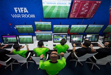 FIFA ra thay đổi lịch sử về VAR, ĐT Việt Nam không còn lo bị xử ép?