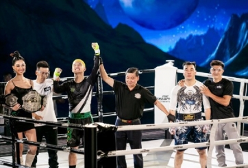 Tung mưa đòn mãn nhãn, Cường Seven hạ gục Ưng Hoàng Phúc để đoạt đai vô địch