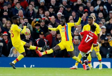 Video bàn thắng MU 1-0 Crystal Palace: Fred 'giải cứu' Rangnick