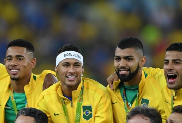 Thay thế Aguero, nhà vô địch Brazil cập bến Barca?