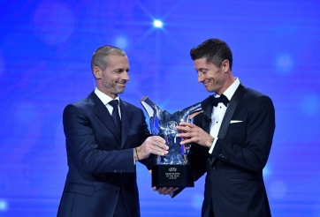 Không phải Messi hay Ronaldo, 'máy săn bàn' được vinh danh ở giải thưởng danh giá