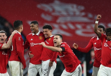 Aguero tin tưởng Man United có thể lật đổ Man City