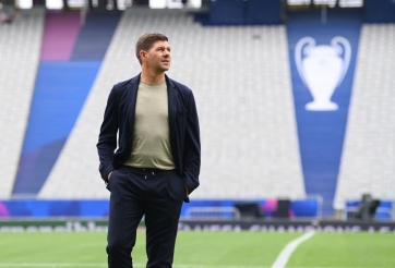 Huyền thoại Liverpool đến Ả Rập thử sức nghiệp huấn luyện viên