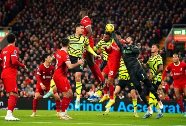 Bất phân thắng bại, Liverpool và Arsenal chia điểm kịch tính tại Anfield