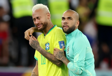 Neymar ra mặt, chi cực lớn hỗ trợ Dani Alves hầu tòa