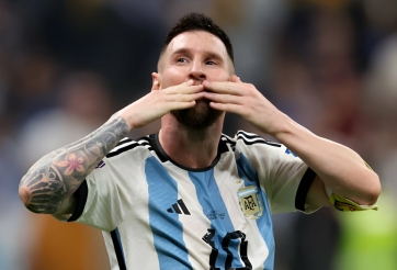 Quá nhiều danh hiệu, Messi tặng bớt cho đồng đội của mình