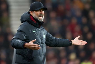 CHÍNH THỨC: Mohamed Salah trở lại Liverpool vì chấn thương