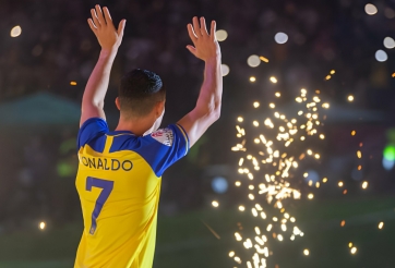 Áo đấu của Ronaldo tại Al Nassr bán với giá kỷ lục Ả Rập
