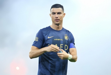 CHÍNH THỨC: Ronaldo chia tay đồng đội ăn ý trong ngày cuối TTCN đông