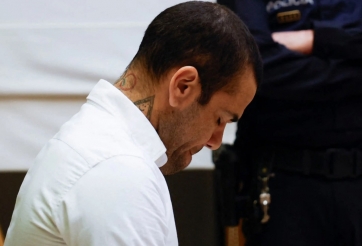 NÓNG: Dani Alves lãnh án tù cực nặng