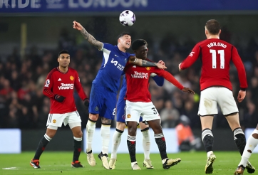 Bù giờ điên rồ, Chelsea giành chiến thắng kịch tính trước MU