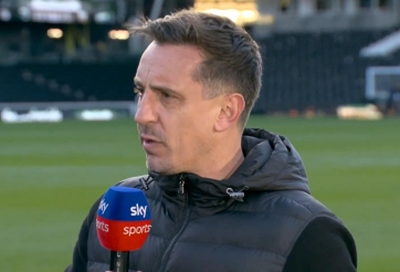 Phát ngôn thiếu chuẩn mực, Gary Neville sẽ bị Nottingham kiện