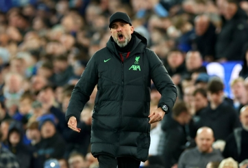 CĐV Liverpool liên tiếp đón tin không thể buồn hơn trước ngày chia tay Klopp