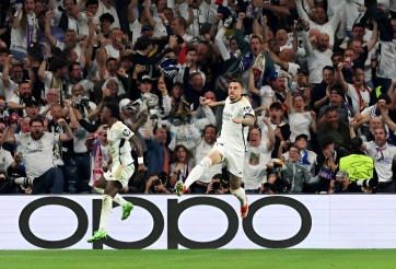 Bù giờ bùng nổ, Real Madrid giành vé vào chung kết Champions League