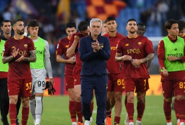 Đối đầu Sevilla, Mourinho đón tin 'không thể vui hơn'