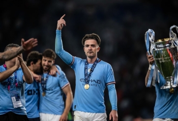 Rơi nước mắt khi vô địch, Grealish khẳng định 1 điều về Pep