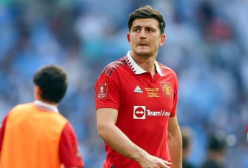 Thi đấu tệ tại MU, Maguire vẫn là hàng hot trên TTCN