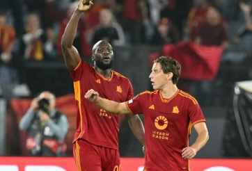 Không thể cản phá Lukaku, Roma duy trì chuỗi toàn thắng tại C2