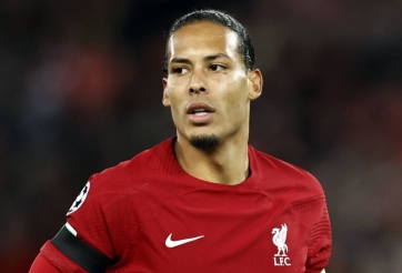 Van Dijk lên tiếng về tương lai, sáng tỏ vụ theo Klopp rời Liverpool