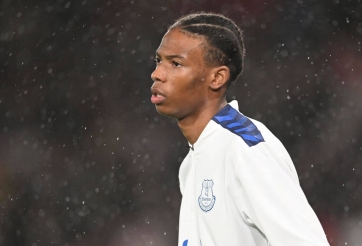 Báo uy tín xác nhận: Chelsea mua thành công 'thần đồng phòng ngự'