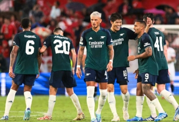 Hàng công rực sáng, Arsenal có được chiến thắng quan trọng trước Sevilla