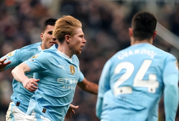 Bruyne tái xuất khó tin, Man City lội ngược dòng phút bù giờ trước Newcastle